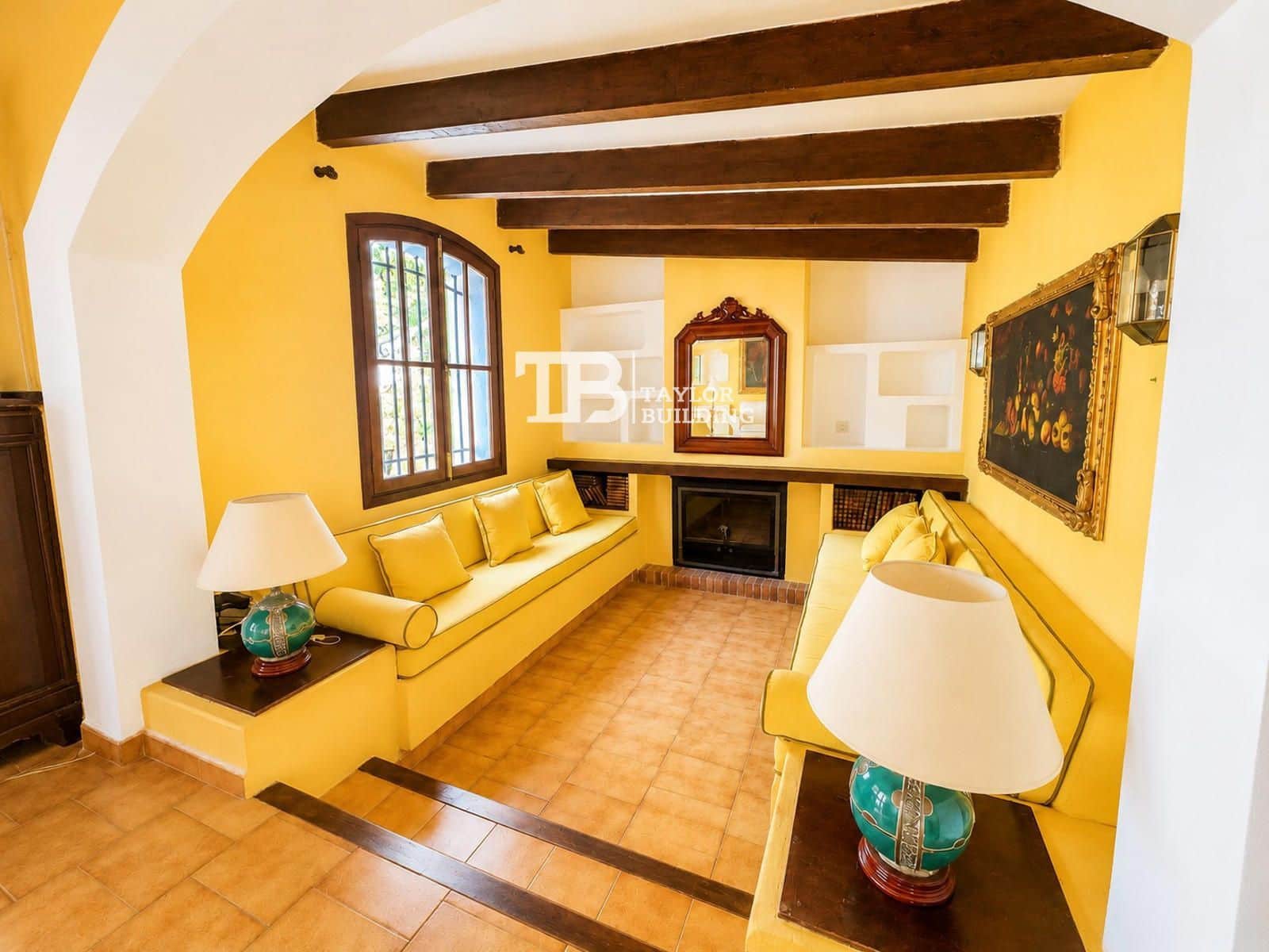 4 bedroom Villa for sale in Portals Nous with garage - € 2,500,000 (Ref: 10012600)