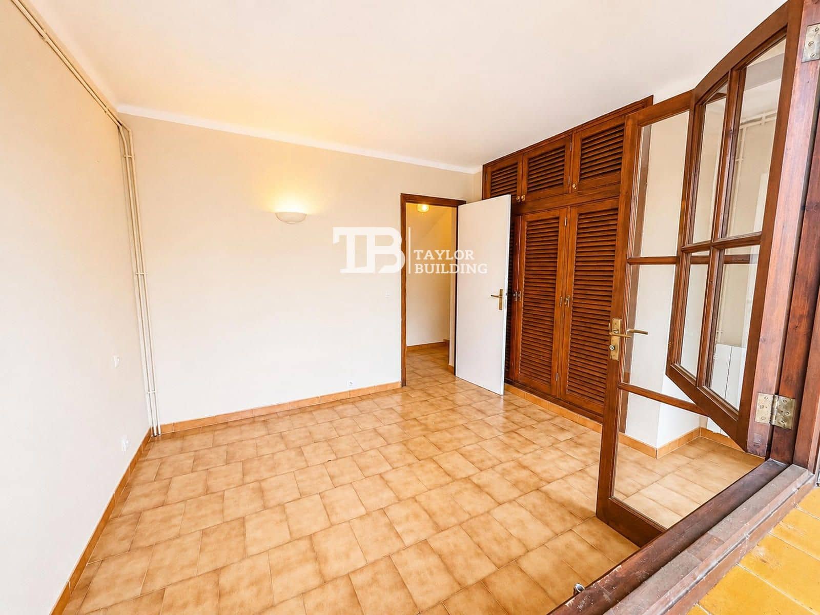 4 bedroom Villa for sale in Portals Nous with garage - € 2,500,000 (Ref: 10012600)
