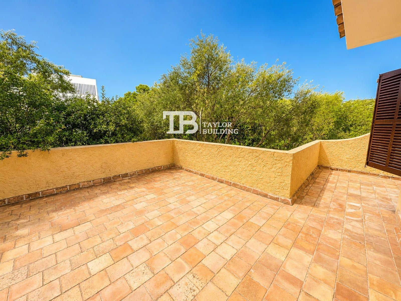 4 bedroom Villa for sale in Portals Nous with garage - € 2,500,000 (Ref: 10012600)