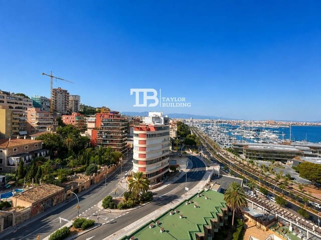 2 bedroom Flat for sale in Portopi, Palma de Mallorca with pool - € 489,000 (Ref: 10031061)