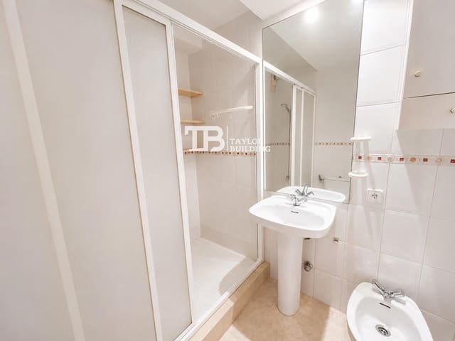 2 bedroom Flat for sale in Portopi, Palma de Mallorca with pool - € 489,000 (Ref: 10031061)