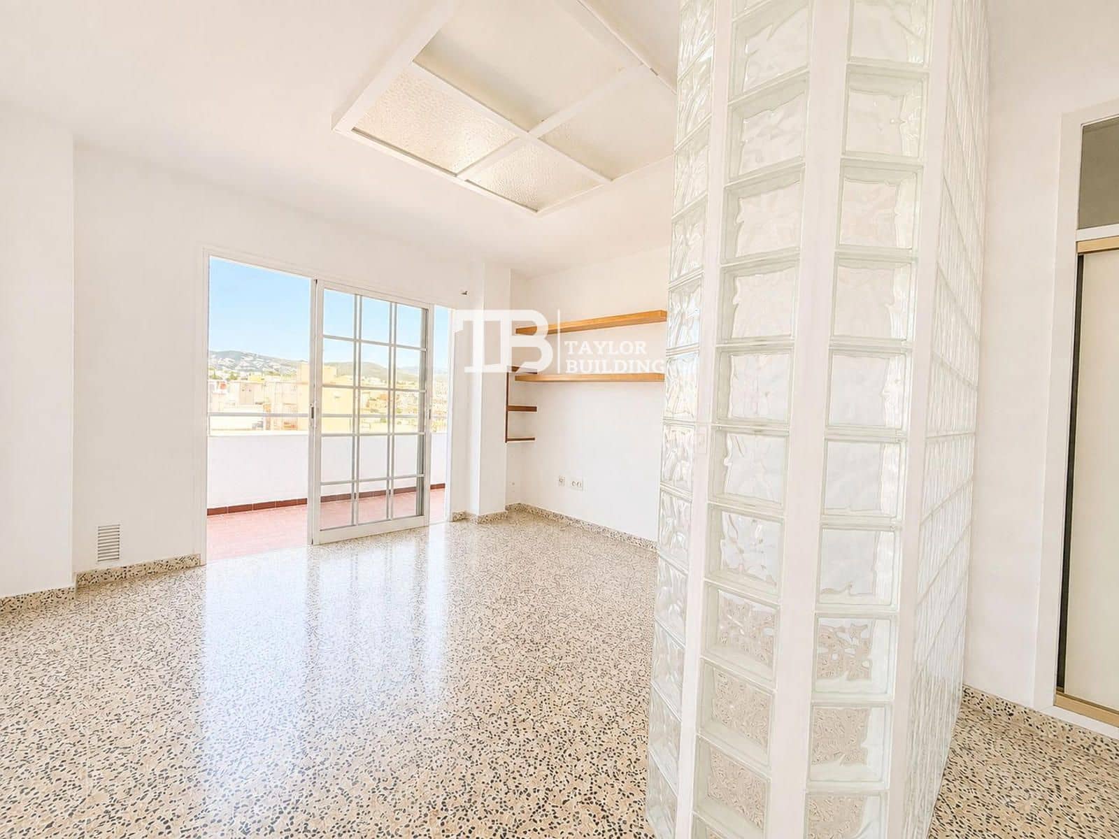 Lägenhet till salu i Palma de Mallorca - 225 000 € (Ref: 10042182)