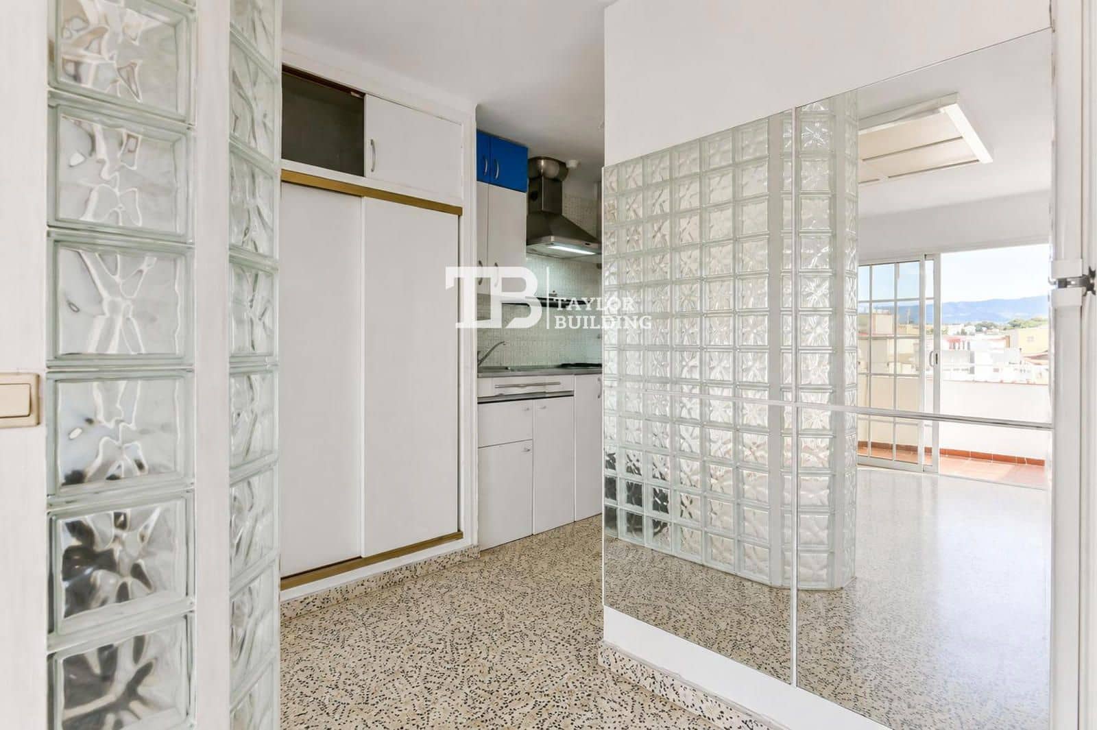 Lägenhet till salu i Palma de Mallorca - 225 000 € (Ref: 10042182)