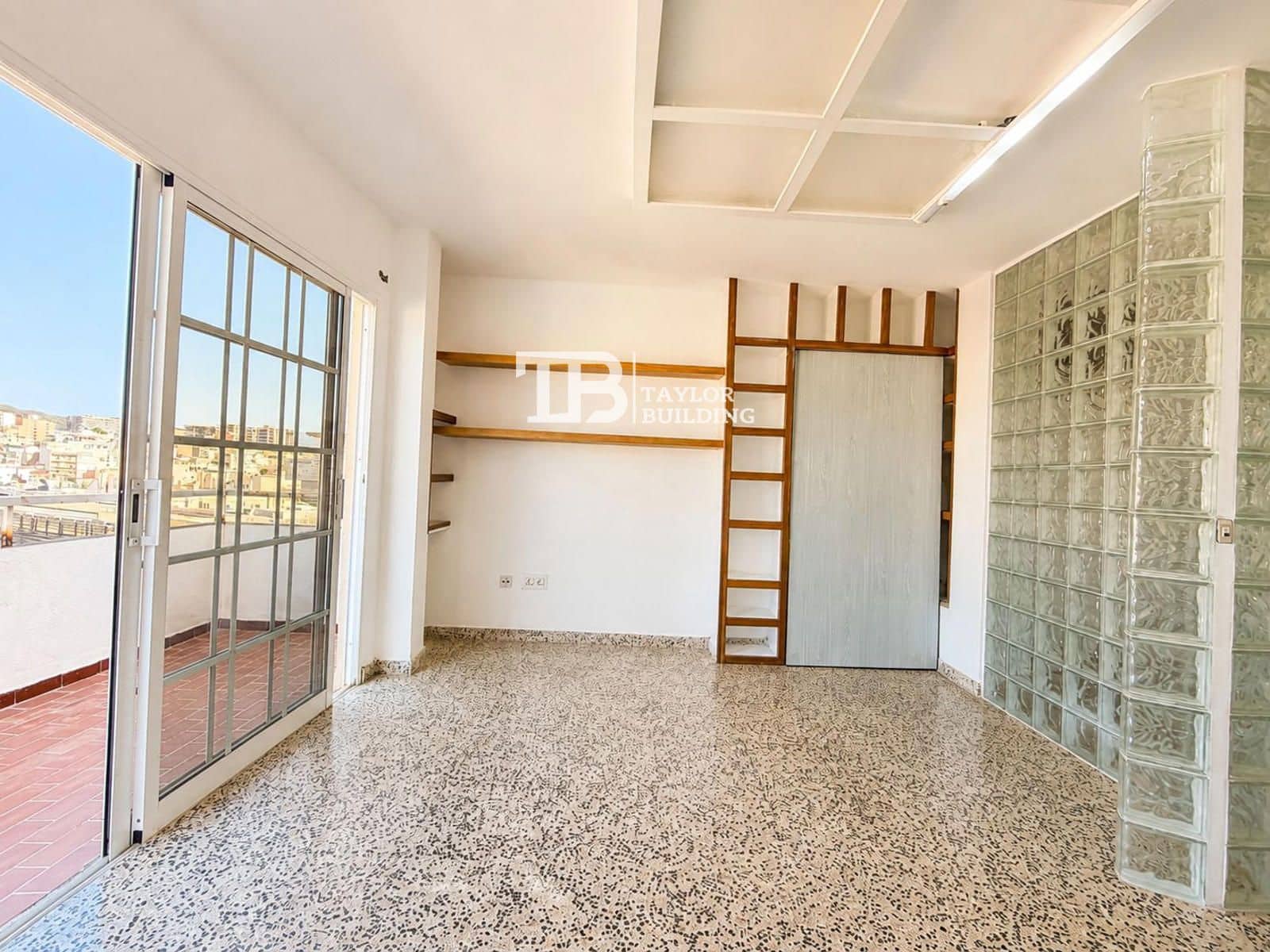 Lägenhet till salu i Palma de Mallorca - 225 000 € (Ref: 10042182)