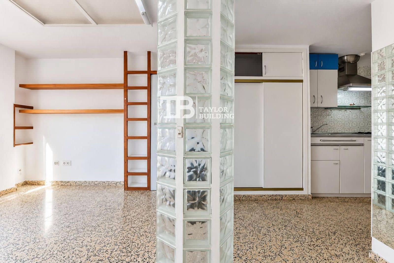 Lägenhet till salu i Palma de Mallorca - 225 000 € (Ref: 10042182)