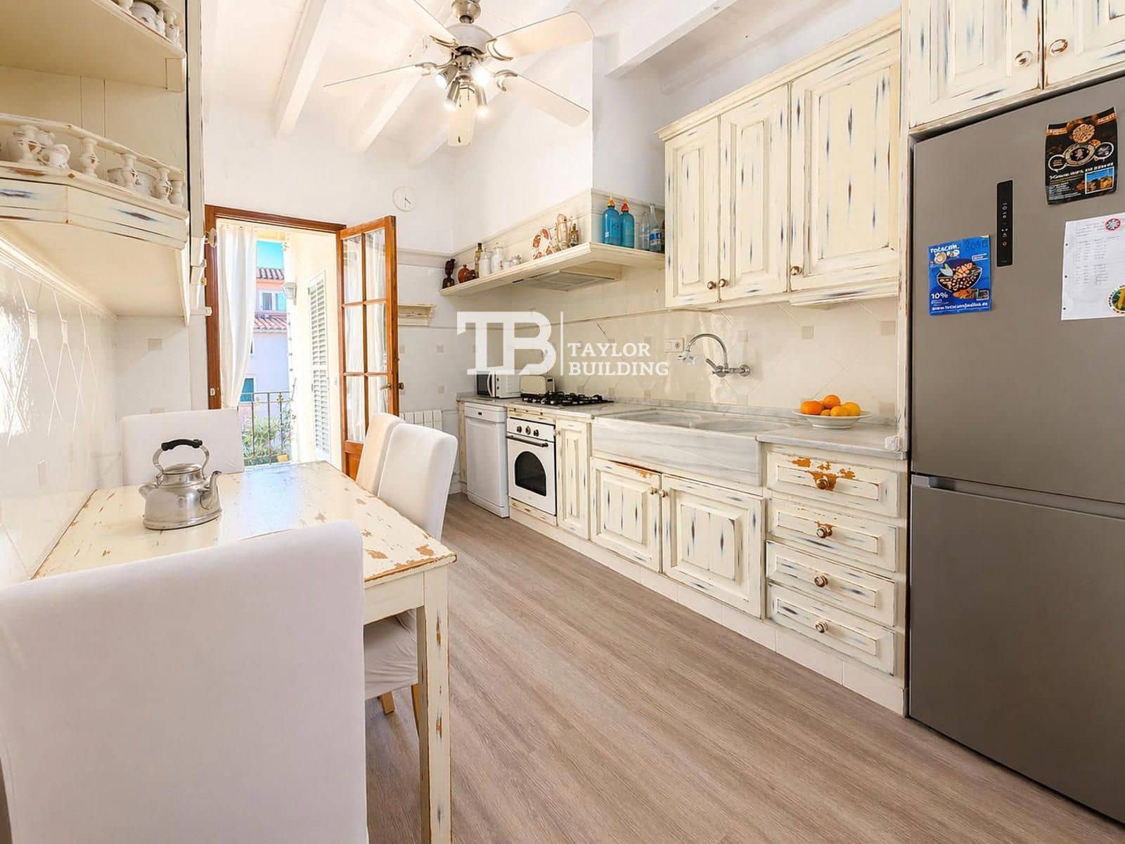 6 bedroom Flat for sale in Palma de Mallorca - € 1,490,000 (Ref: 10042333)