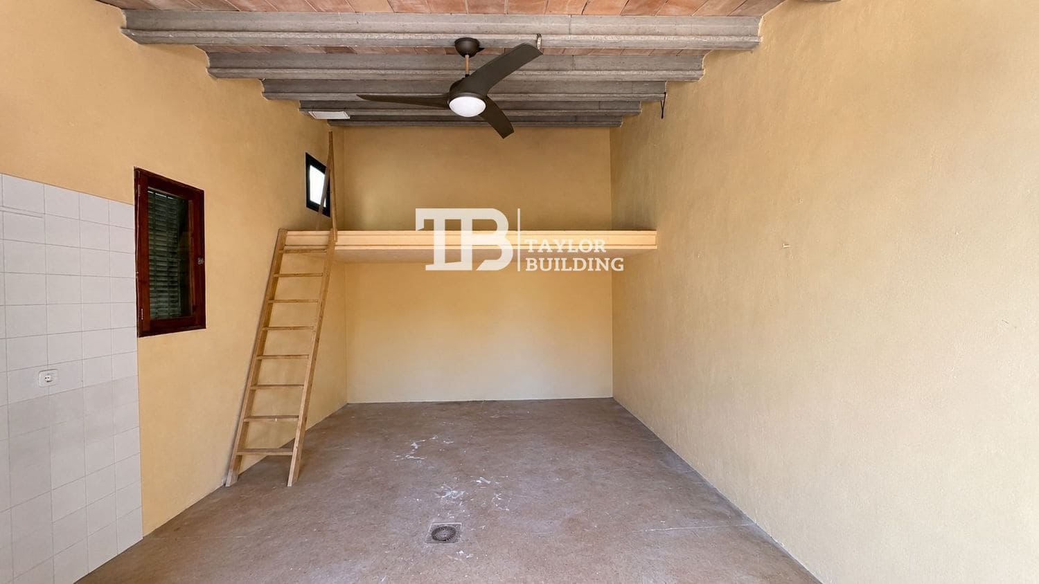 2 bedroom Villa for sale in Llucmajor with garage - € 525,000 (Ref: 10046248)