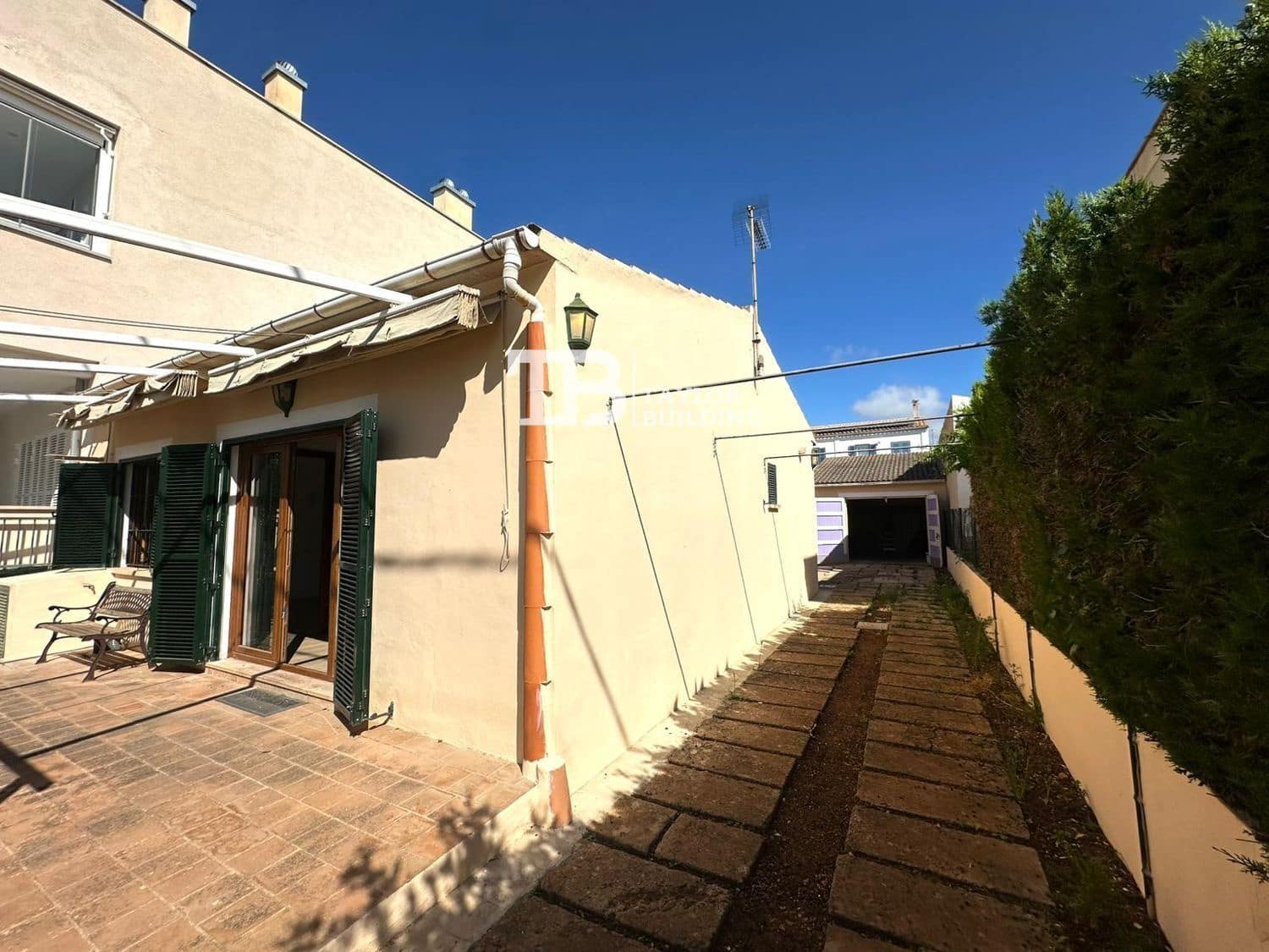 2 bedroom Villa for sale in Llucmajor with garage - € 525,000 (Ref: 10046248)