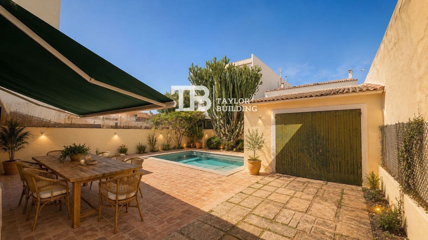 2 bedroom Villa for sale in Llucmajor with garage - € 525,000 (Ref: 10046248)