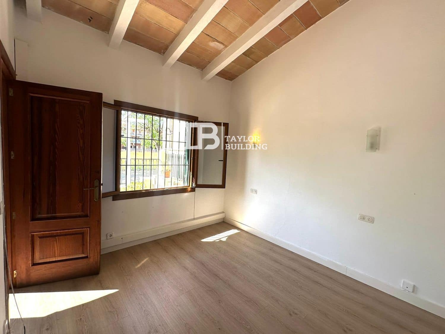 2 bedroom Villa for sale in Llucmajor with garage - € 525,000 (Ref: 10046248)