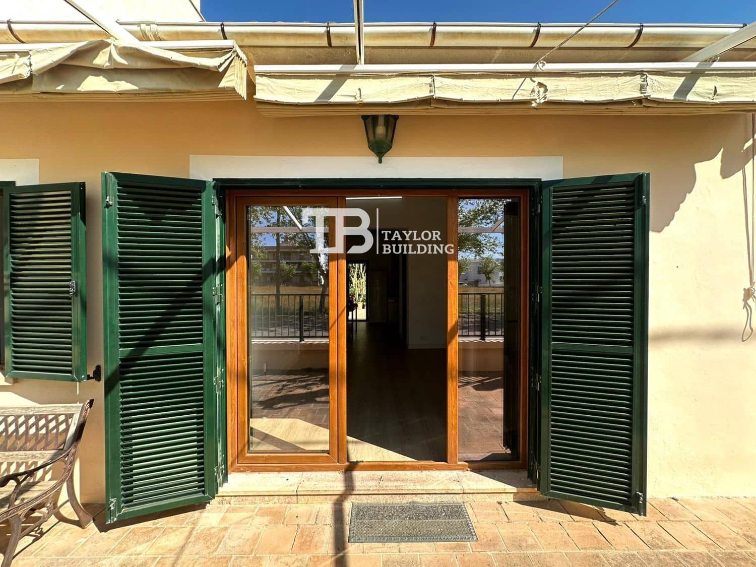 2 bedroom Villa for sale in Llucmajor with garage - € 525,000 (Ref: 10046248)