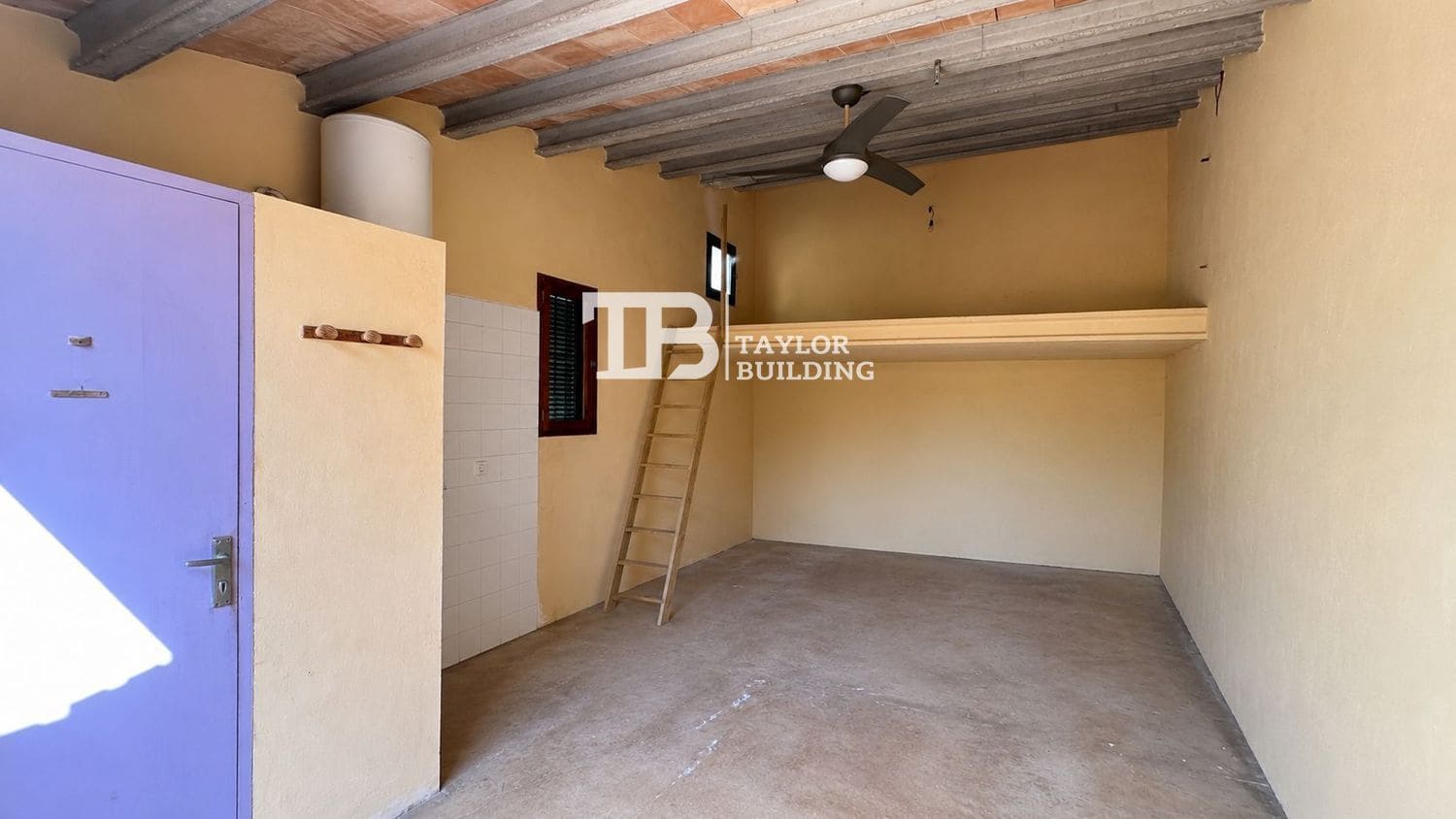 2 bedroom Villa for sale in Llucmajor with garage - € 525,000 (Ref: 10046248)
