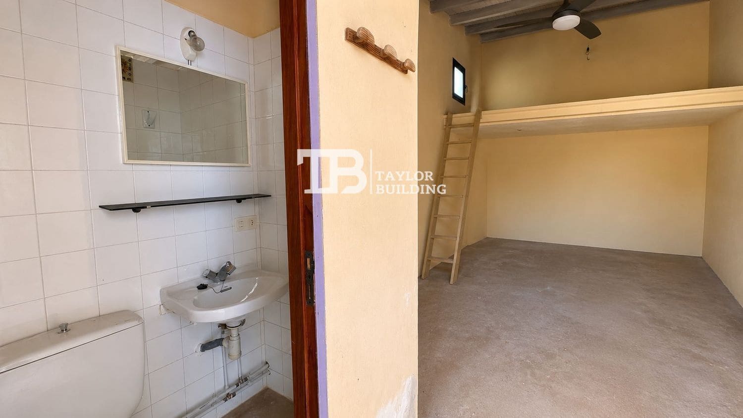 2 bedroom Villa for sale in Llucmajor with garage - € 525,000 (Ref: 10046248)