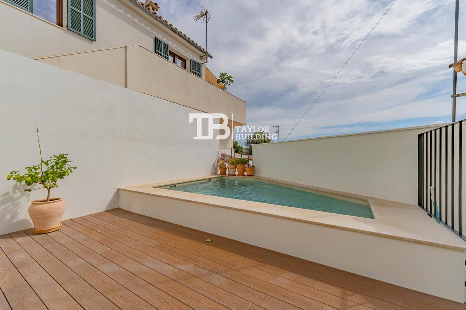 4 chambre Villa/Maison à vendre à Genova avec piscine garage - 1 299 000 € (Ref: 10112232)