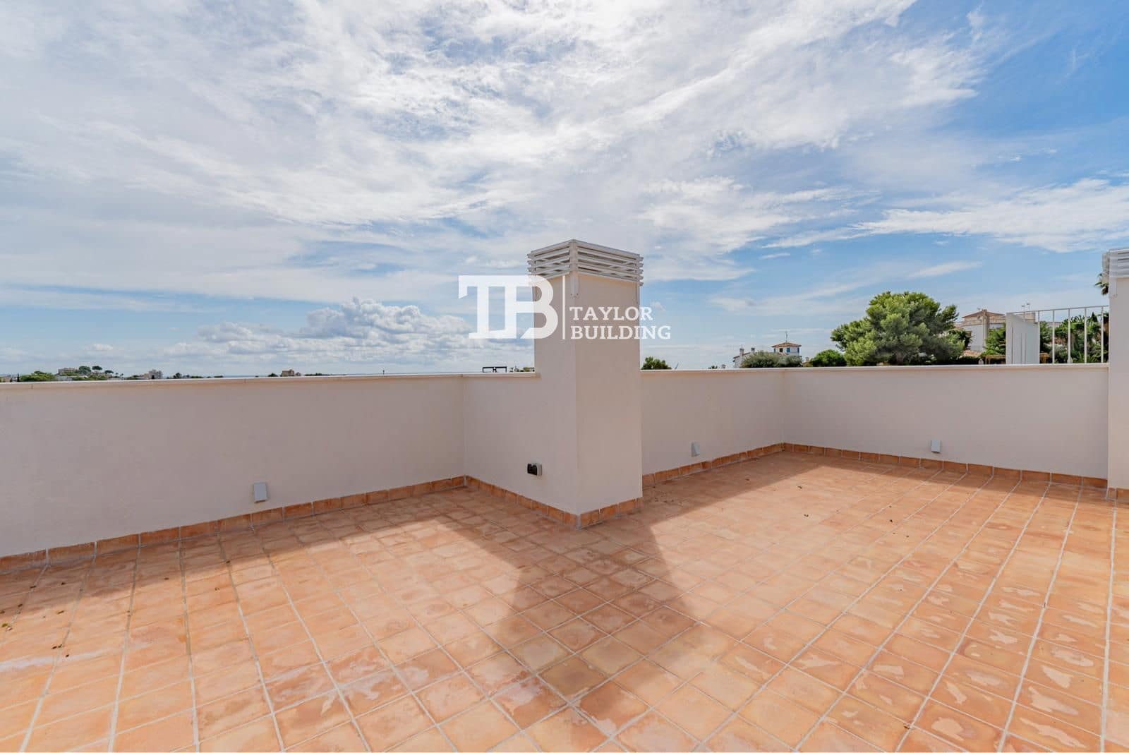 4 chambre Villa/Maison à vendre à Genova avec piscine garage - 1 299 000 € (Ref: 10112232)