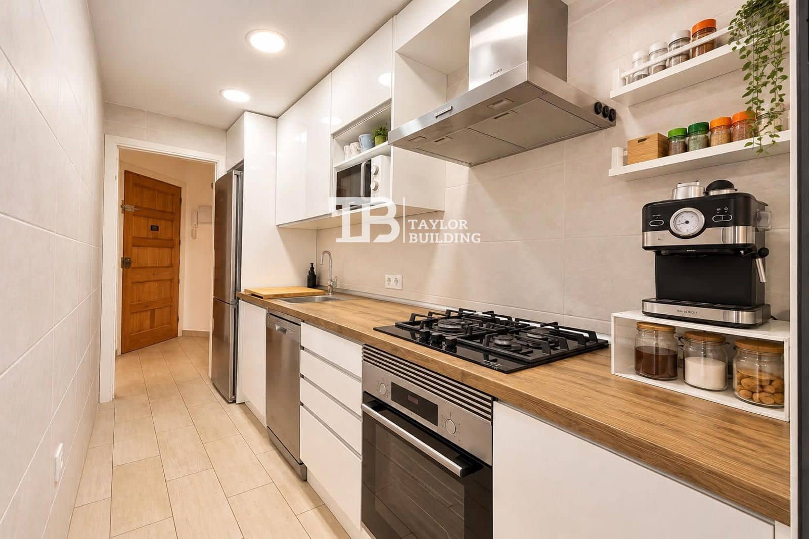 Piso de 2 habitaciones en Santa Ponsa en venta con piscina garaje - 445.000 € (Ref: 10147498)