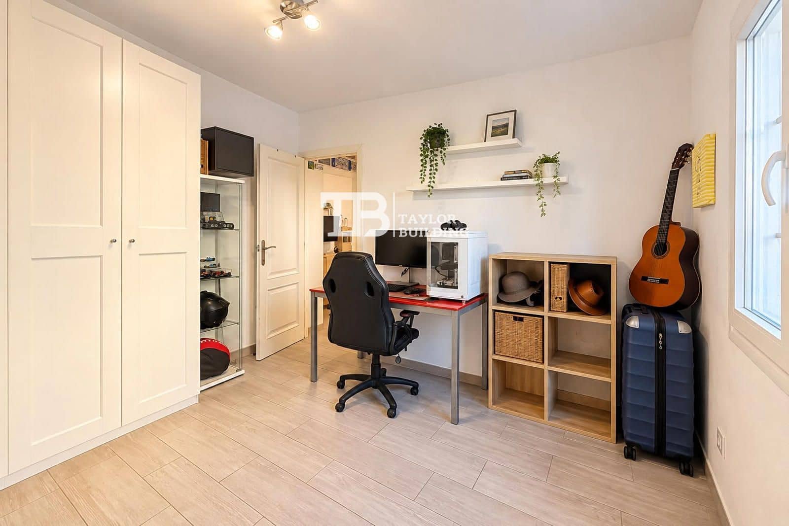 Piso de 2 habitaciones en Santa Ponsa en venta con piscina garaje - 445.000 € (Ref: 10147498)
