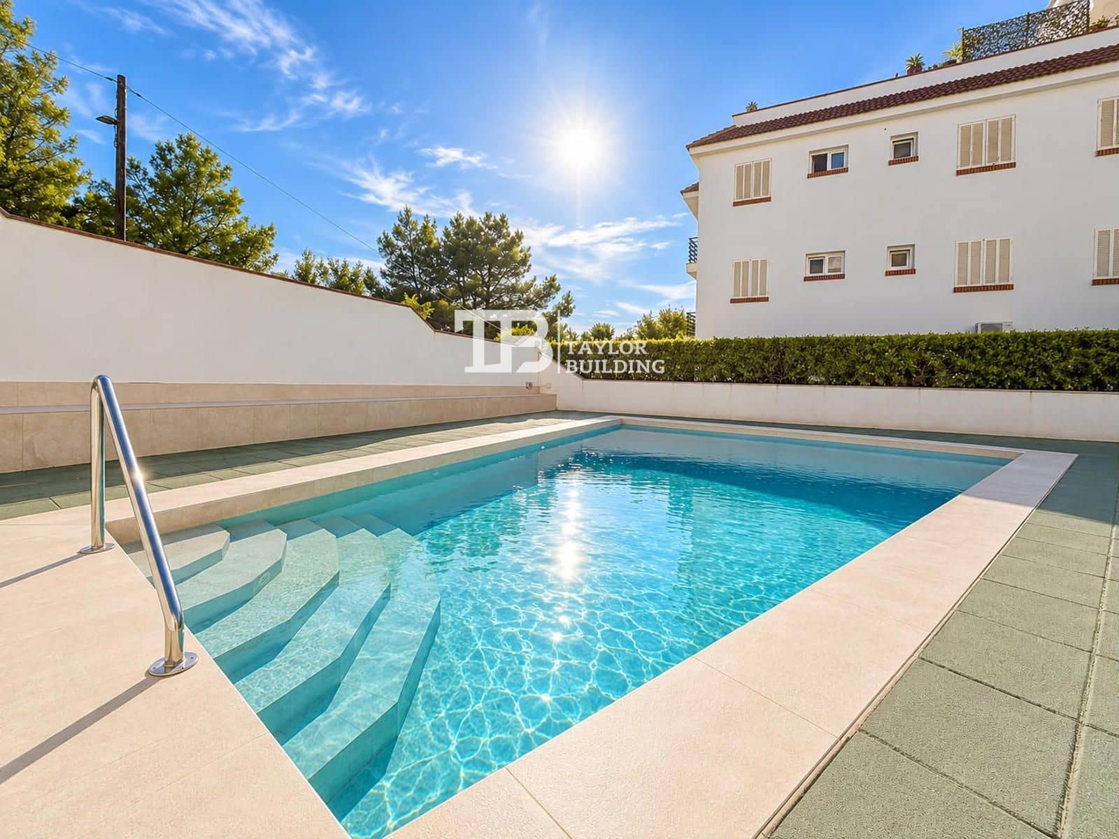 Piso de 2 habitaciones en Santa Ponsa en venta con piscina garaje - 445.000 € (Ref: 10147498)