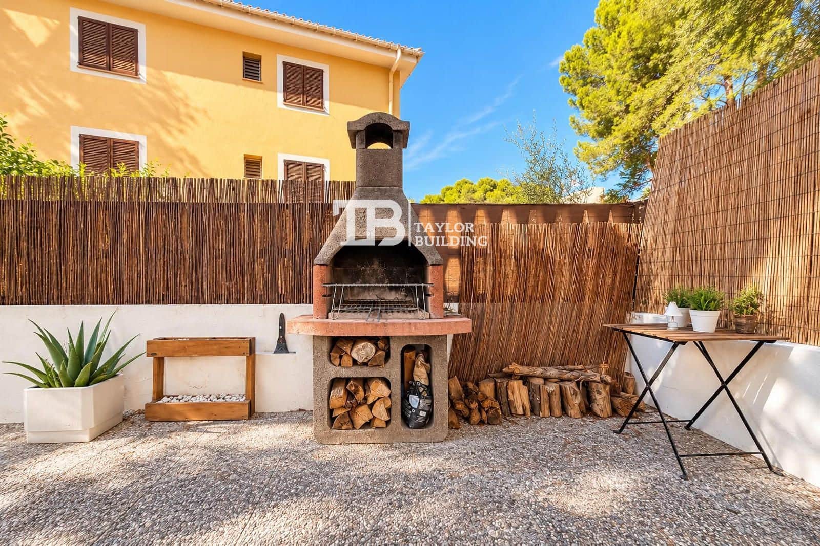 Piso de 2 habitaciones en Santa Ponsa en venta con piscina garaje - 445.000 € (Ref: 10147498)