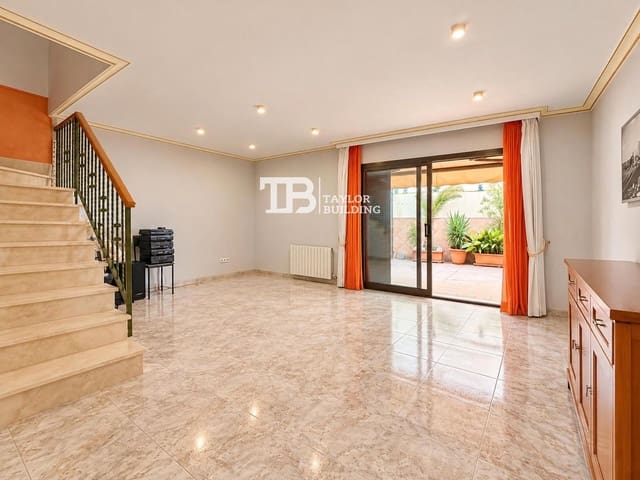 Casa de 3 habitaciones en El Viver, Palma de Mallorca en venta con garaje - 550.000 € (Ref: 10156124)