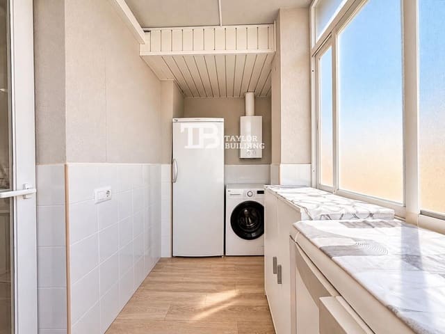 3 makuuhuone Asunto myytävänä paikassa Son Ferrer, Calvià mukana 
autotalli - 439 000 € (Ref: 10156905)