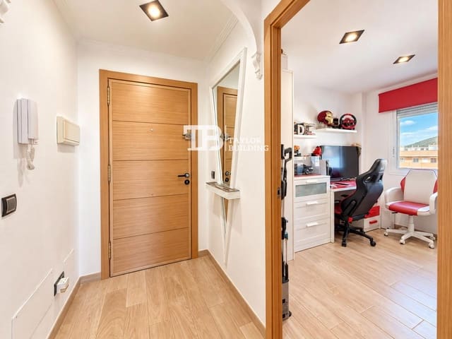 3 makuuhuone Asunto myytävänä paikassa Son Ferrer, Calvià mukana 
autotalli - 439 000 € (Ref: 10156905)