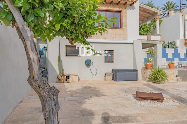 3 soveværelse Villa til salg i Palma de Mallorca med swimmingpool garage - € 2.650.000 (Ref: 10165867)