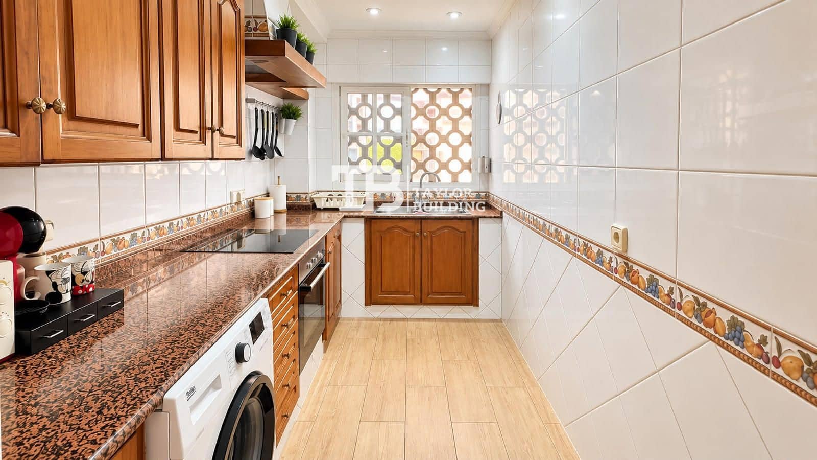 3 bedroom Flat for sale in Palma de Mallorca - € 310,000 (Ref: 10180848)