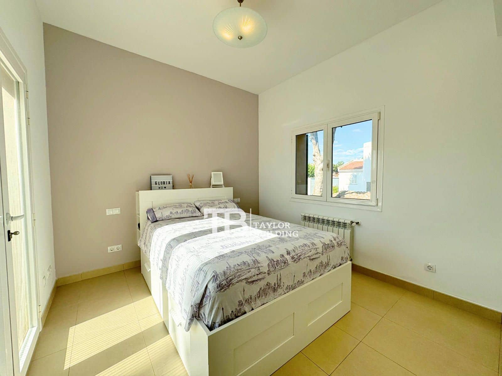 4 soverom Villa til salgs i El Toro / Port Adriano med svømmebasseng garasje - € 1 895 000 (Ref: 8338348)