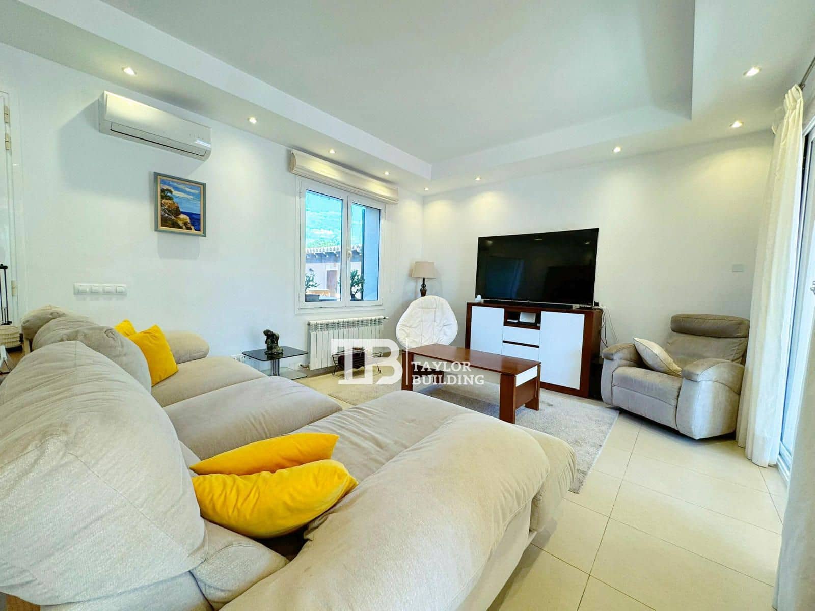 4 soverom Villa til salgs i El Toro / Port Adriano med svømmebasseng garasje - € 1 895 000 (Ref: 8338348)