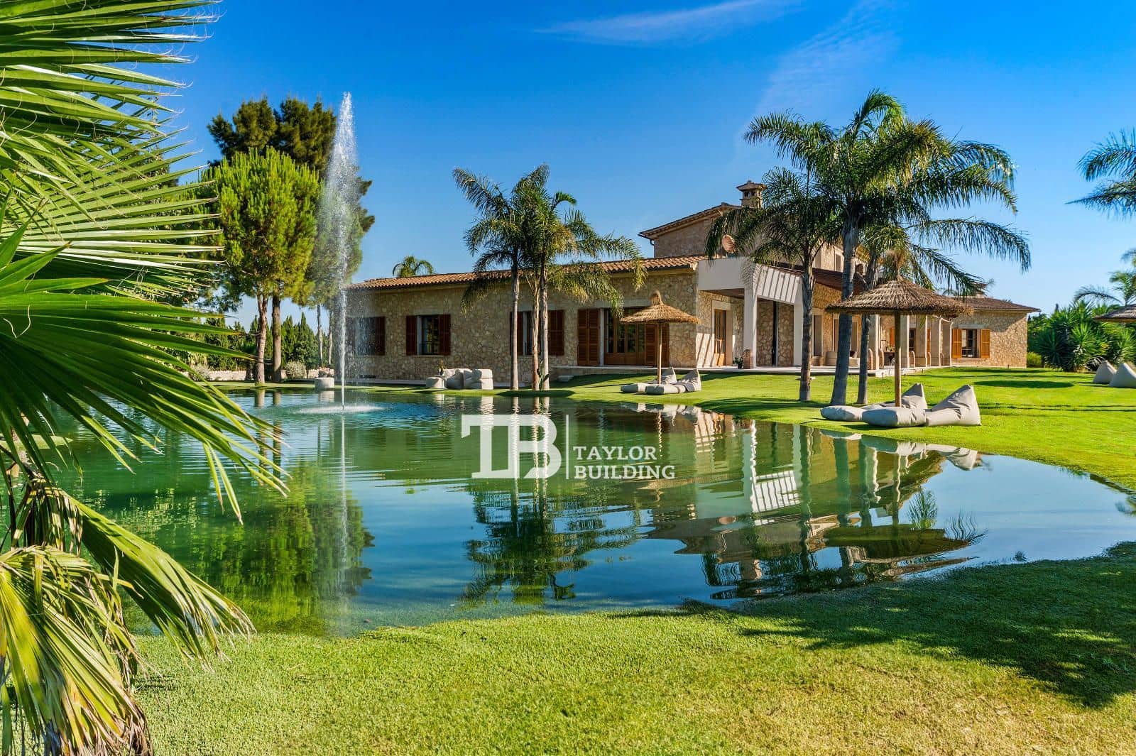 6 soveværelse Villa til salg i Montuiri med swimmingpool garage - € 6.500.000 (Ref: 8350121)