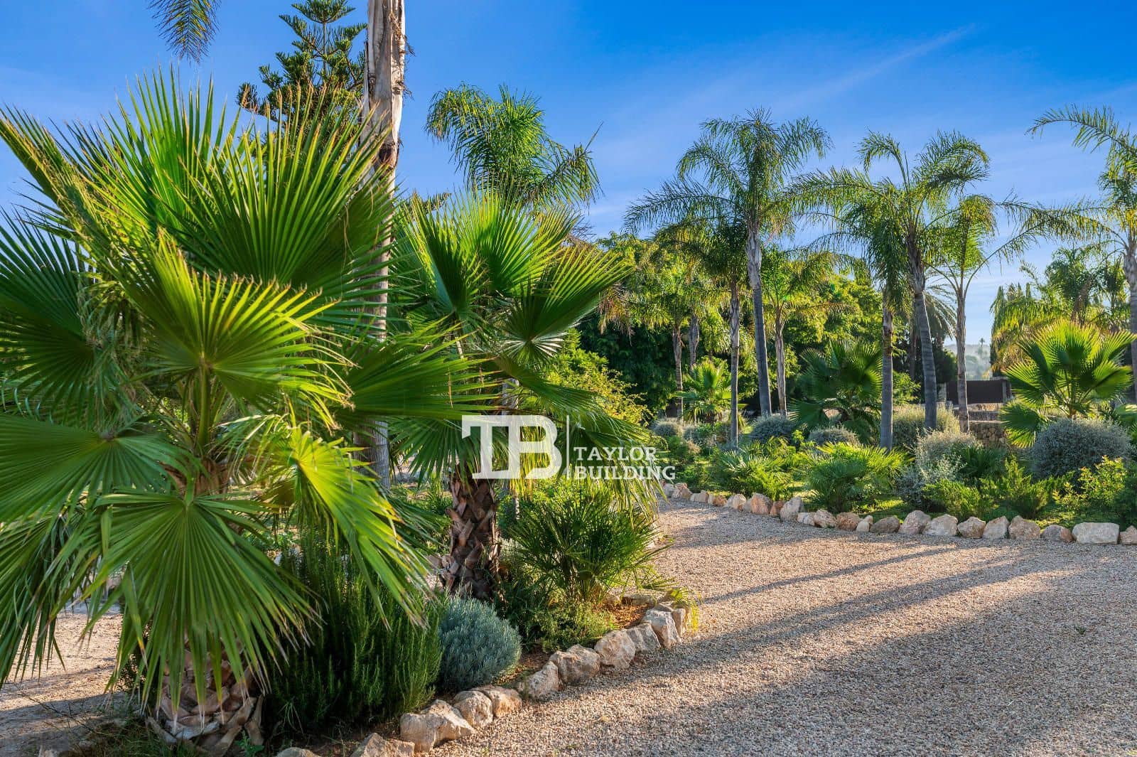 6 soveværelse Villa til salg i Montuiri med swimmingpool garage - € 6.500.000 (Ref: 8350121)