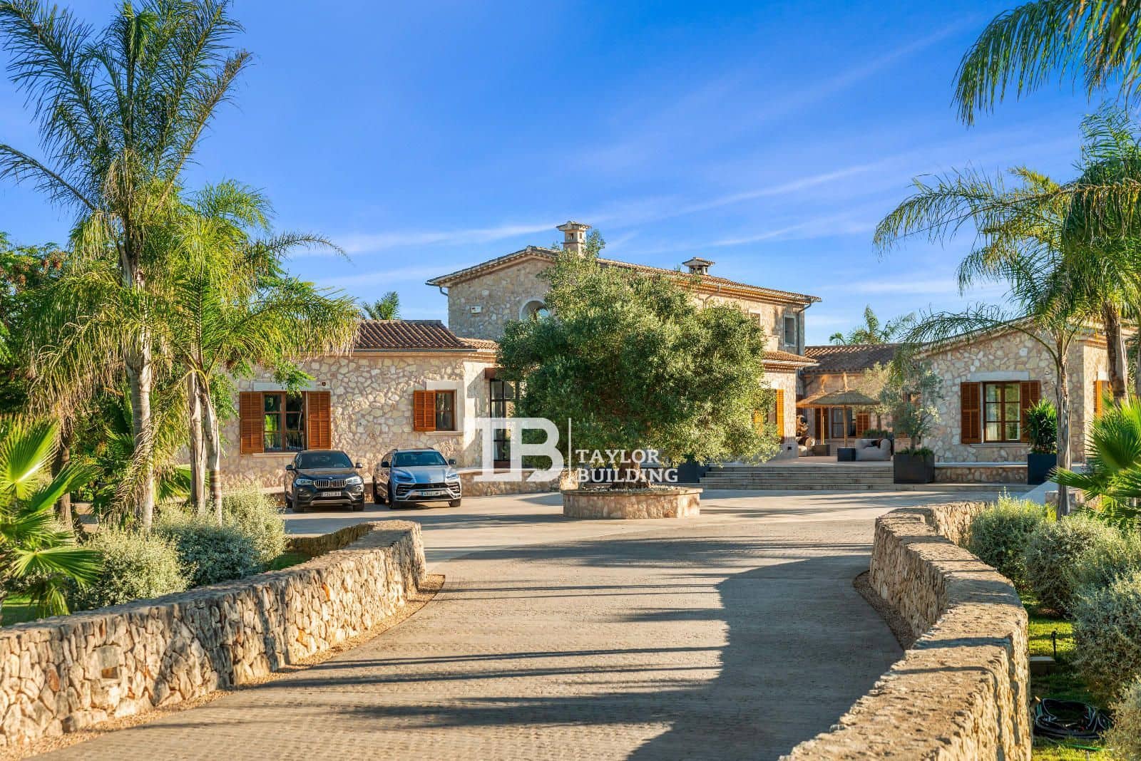 6 soveværelse Villa til salg i Montuiri med swimmingpool garage - € 6.500.000 (Ref: 8350121)