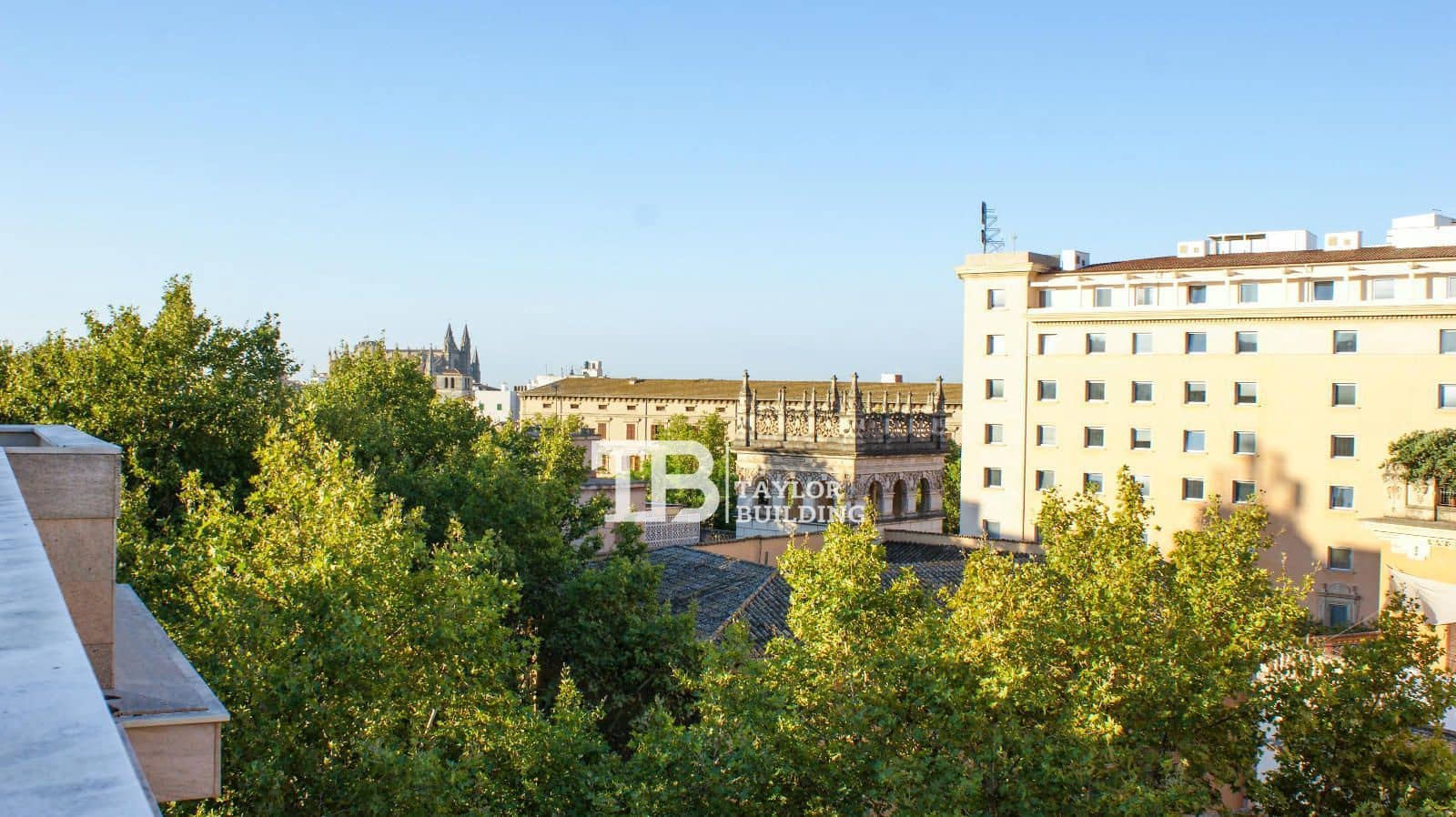 3 bedroom Penthouse for sale in Palma de Mallorca with garage - € 1,350,000 (Ref: 8528643)