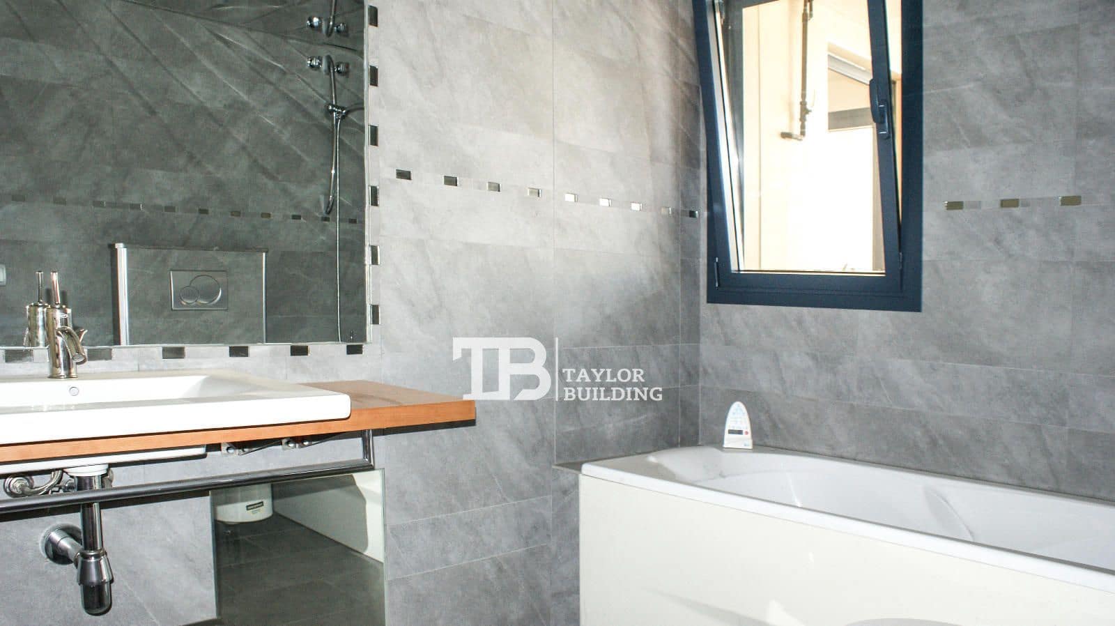 3 bedroom Penthouse for sale in Palma de Mallorca with garage - € 1,350,000 (Ref: 8528643)