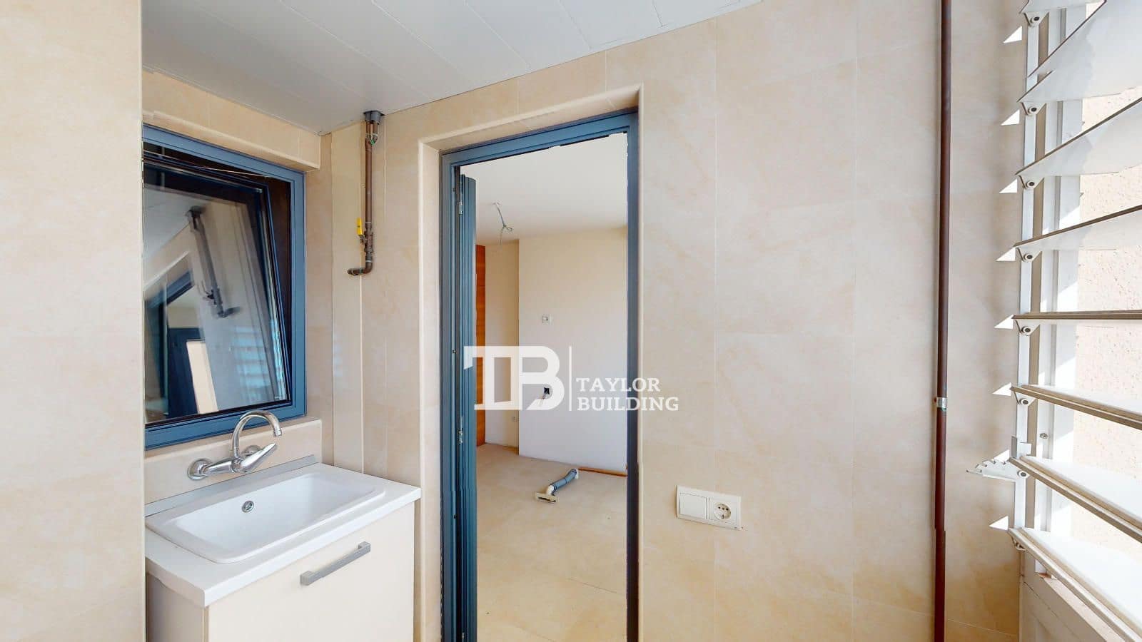 3 bedroom Penthouse for sale in Palma de Mallorca with garage - € 1,350,000 (Ref: 8528643)