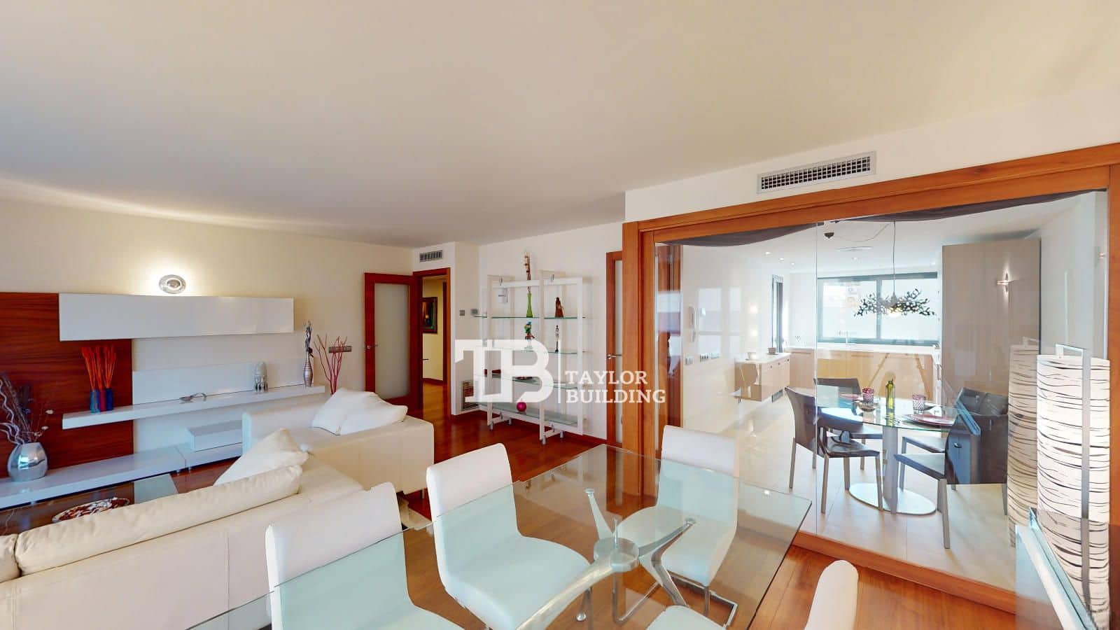 3 bedroom Flat for sale in Palma de Mallorca with garage - € 950,000 (Ref: 8528644)