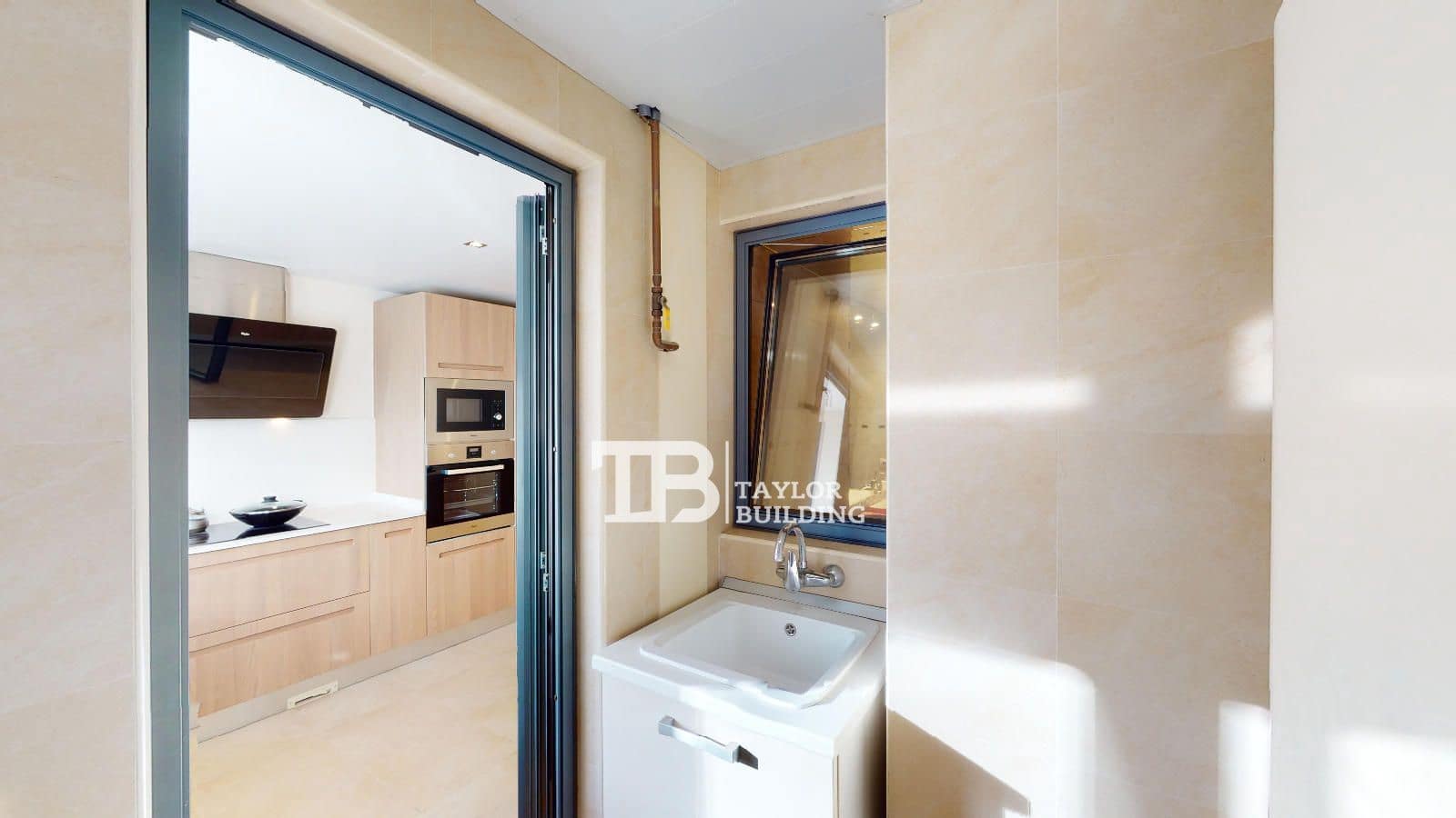 3 bedroom Flat for sale in Palma de Mallorca with garage - € 950,000 (Ref: 8528644)