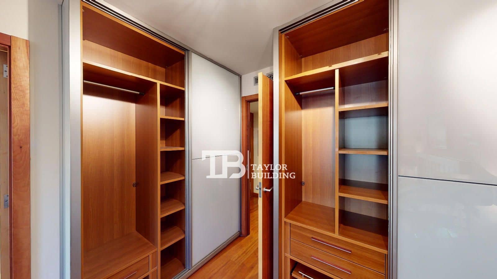 3 bedroom Flat for sale in Palma de Mallorca - € 950,000 (Ref: 8532412)