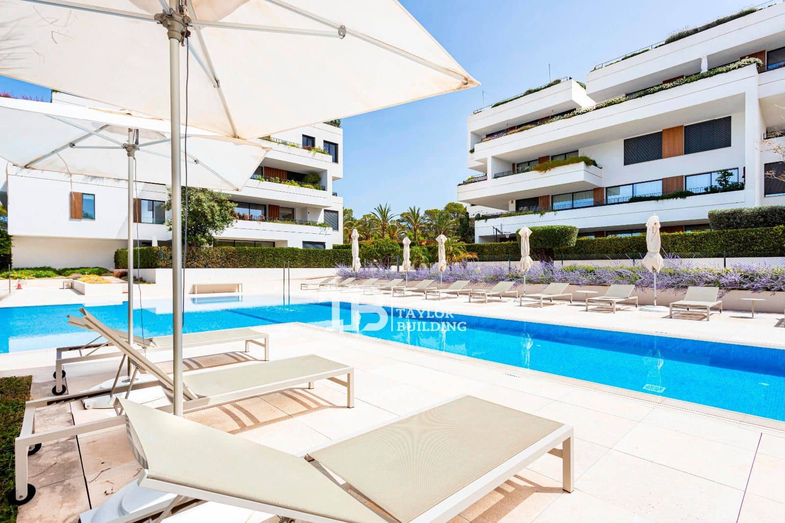 3 chambre Appartement à vendre à Santa Ponsa avec piscine garage - 3 200 000 € (Ref: 8585868)