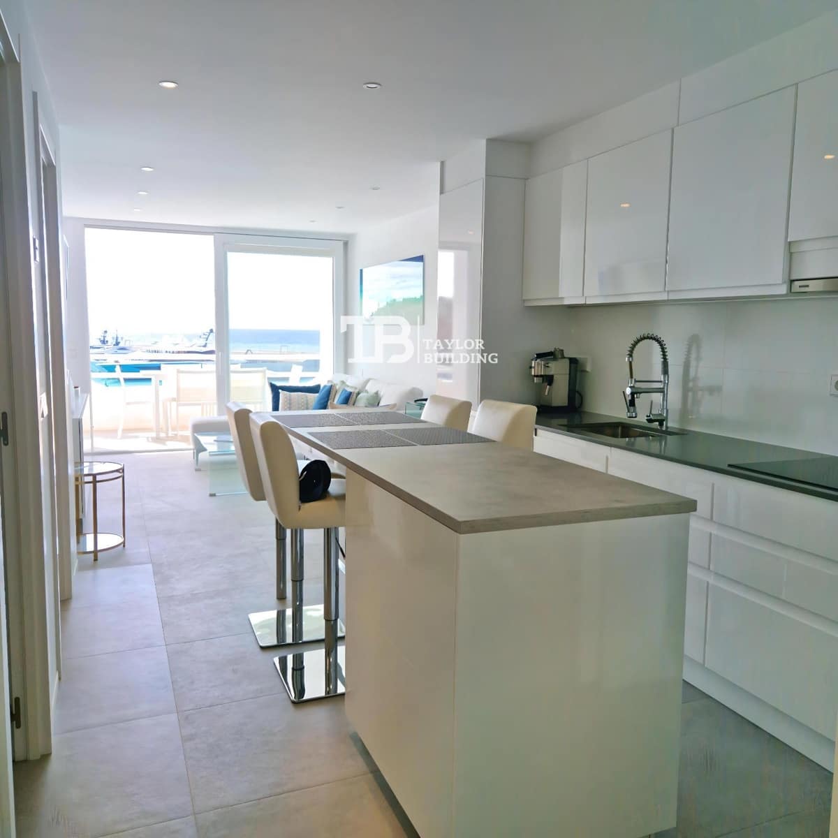 2 soverom Leilighet til salgs i El Toro / Port Adriano - € 520 000 (Ref: 8607872)