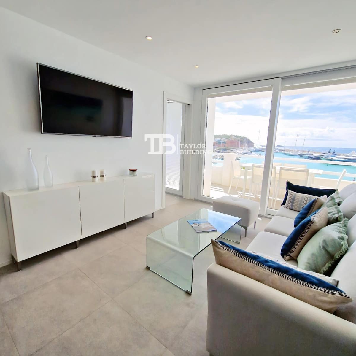 2 soverom Leilighet til salgs i El Toro / Port Adriano - € 520 000 (Ref: 8607872)