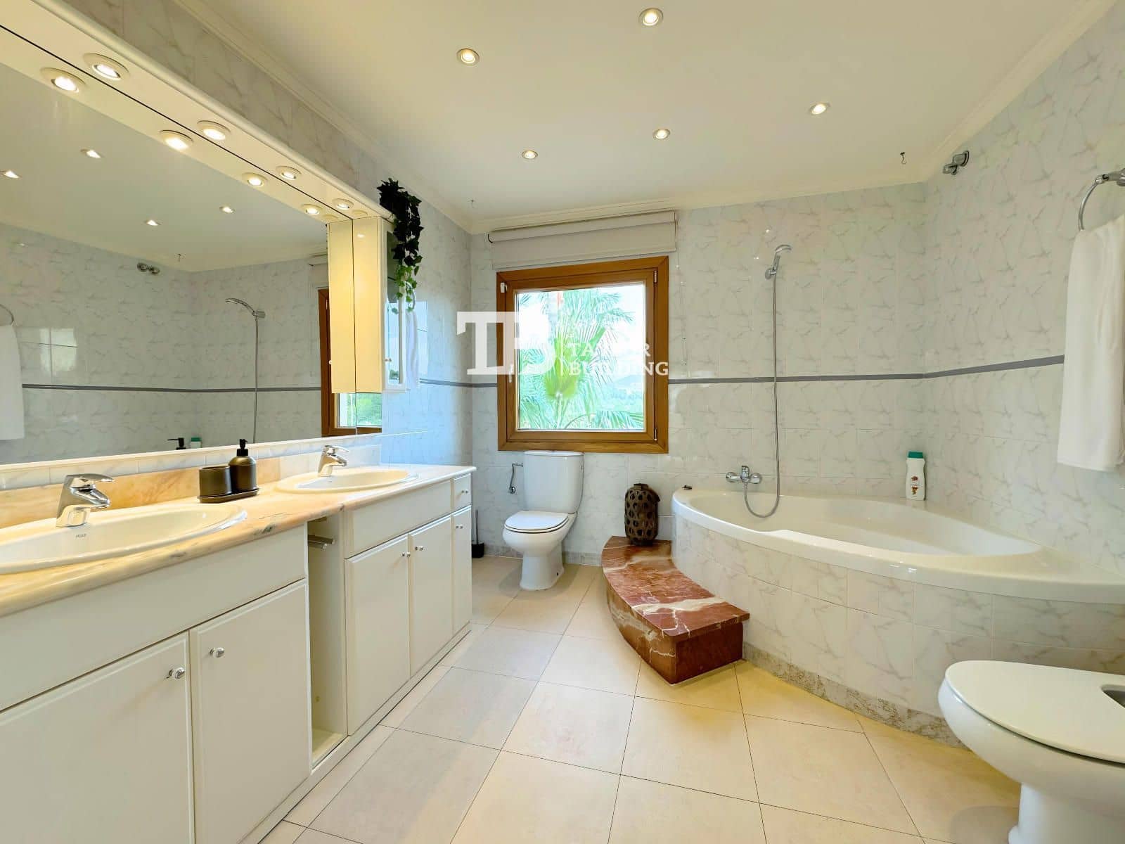 9 soveværelse Villa til salg i Peguera / Paguera med swimmingpool garage - € 4.200.000 (Ref: 8625647)