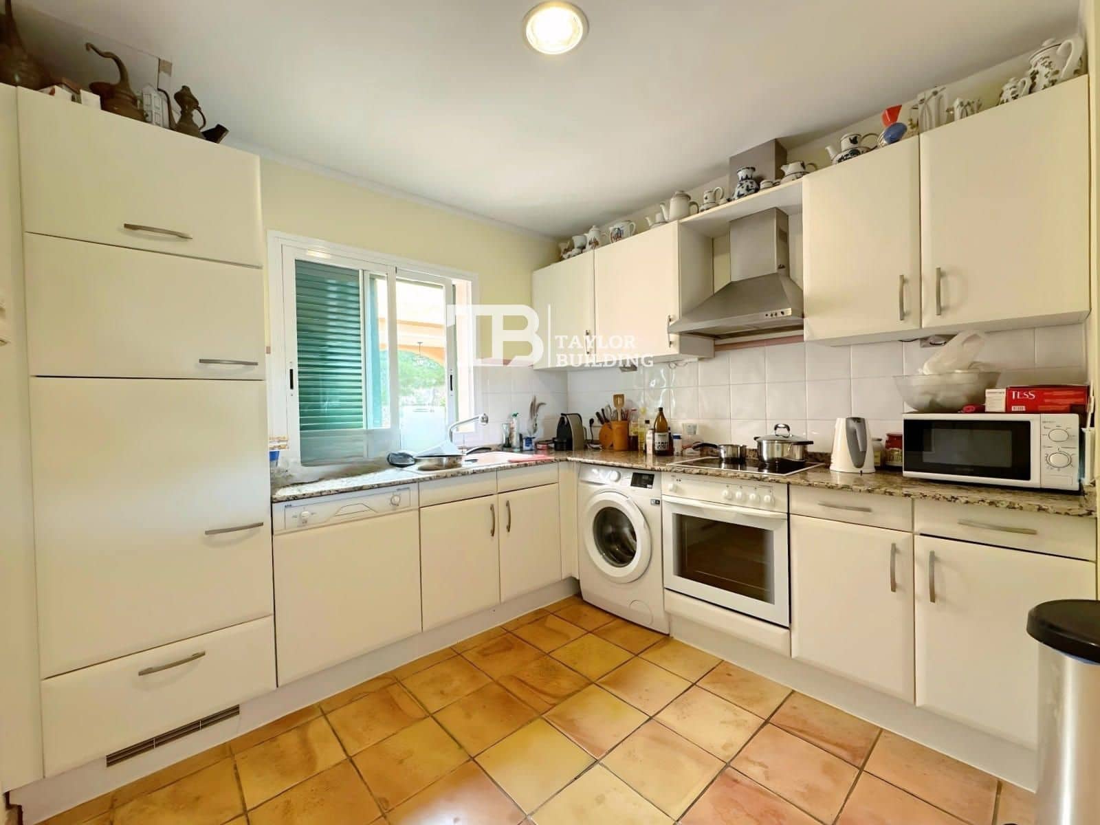 2 chambre Appartement à vendre à Santa Ponsa avec piscine garage - 750 000 € (Ref: 8953026)