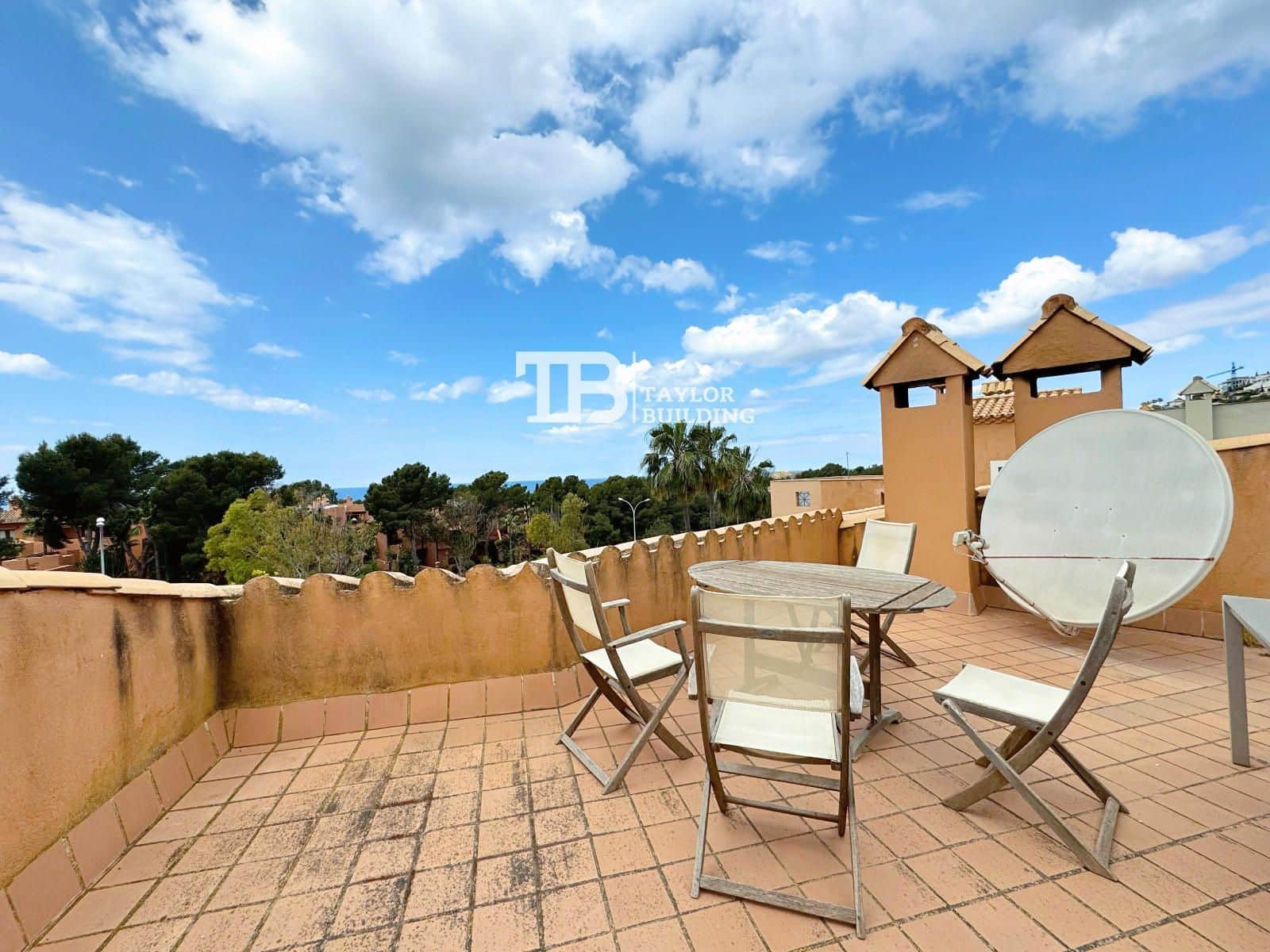 2 chambre Appartement à vendre à Santa Ponsa avec piscine garage - 750 000 € (Ref: 8953026)