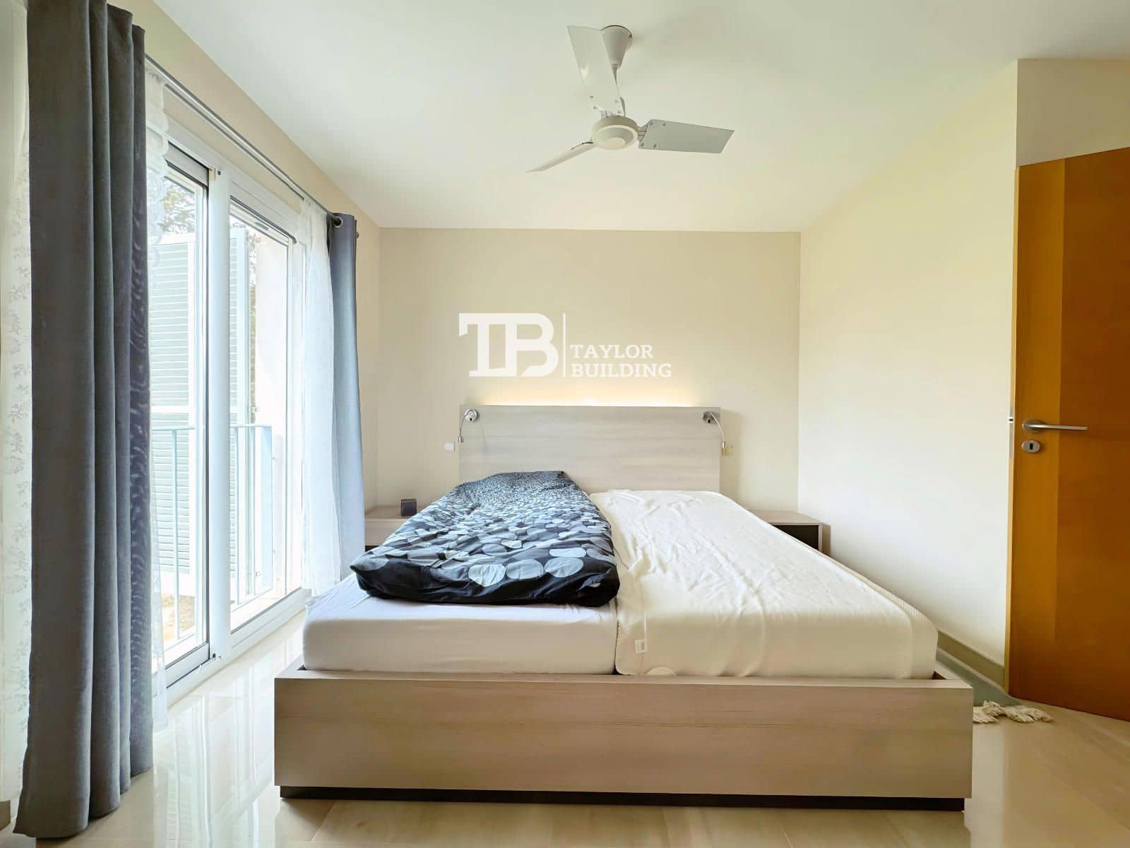 3 soveværelse Penthouse til salg i Palma de Mallorca med swimmingpool garage - € 1.200.000 (Ref: 9002427)