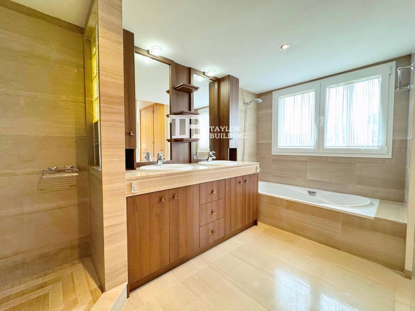 3 soveværelse Penthouse til salg i Palma de Mallorca med swimmingpool garage - € 1.200.000 (Ref: 9002427)