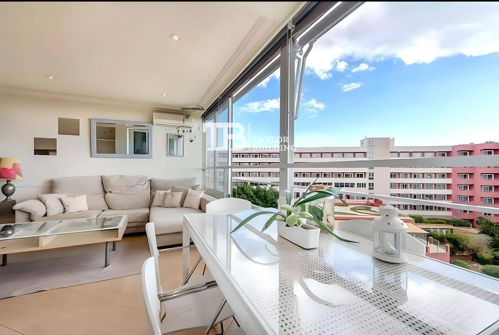 2 soveværelse Penthouse til salg i Portals Nous med garage - € 395.000 (Ref: 9043970)