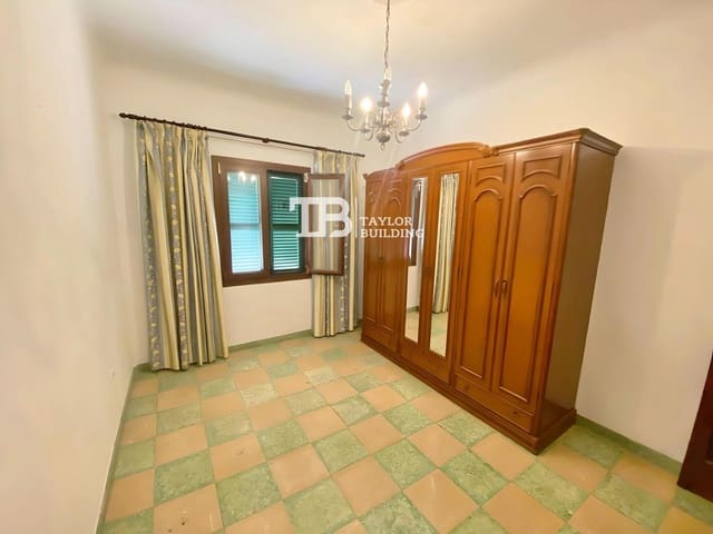 4 slaapkamer Flat te koop in Plaça de Toros, Palma de Mallorca - € 415.000 (Ref: 9050368)