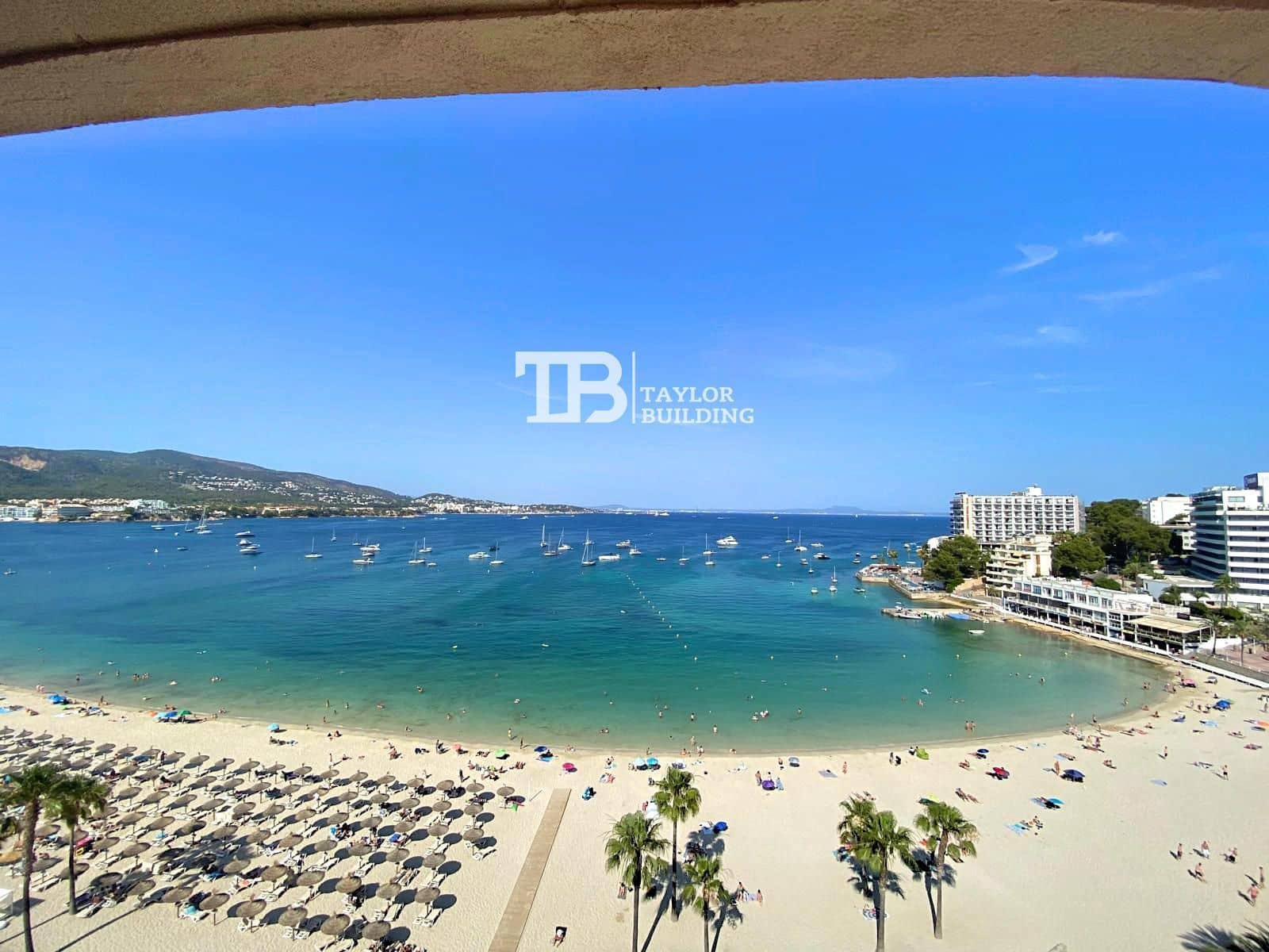 2 soveværelse Penthouse til salg i Palmanova med garage - € 645.000 (Ref: 9084625)